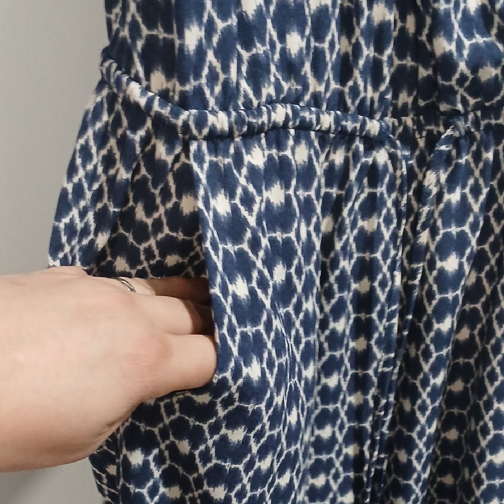 Navy and White Patterned Jumpsuit, Gentle Used, Excellent Conditions, Sz Small - Picture 6 of 8